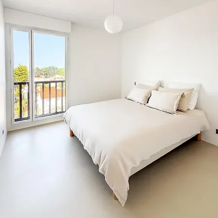 Апартаменты Front De Mer, Confort Et Elegant *