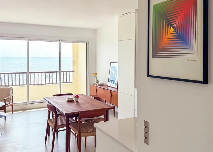 Διαμέρισμα Front De Mer, Confort Et Elegant