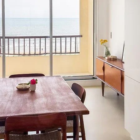 Διαμέρισμα Front De Mer, Confort Et Elegant *