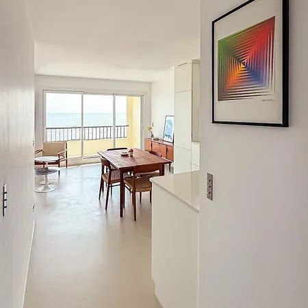 Διαμέρισμα Front De Mer, Confort Et Elegant