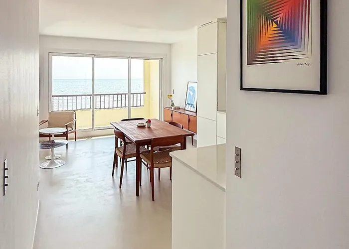 דירה Front De Mer, Confort Et Elegant